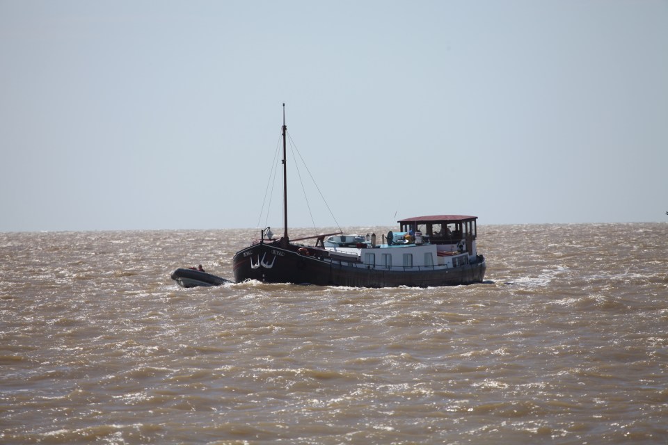 Approaching the Deben, just over the bar